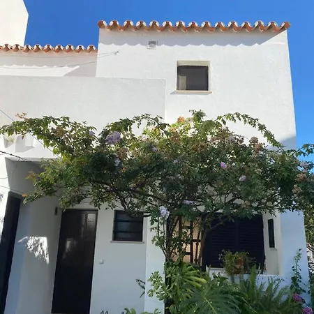Holiday home Summer House, Only 2 Minutes To The Beach In Vilamoura! *