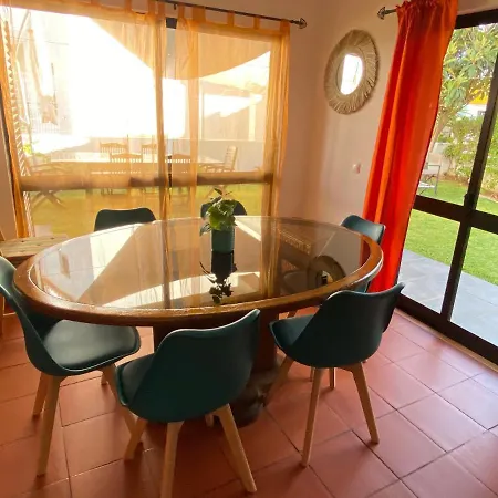 Holiday home Summer House, Only 2 Minutes To The Beach In Vilamoura! *