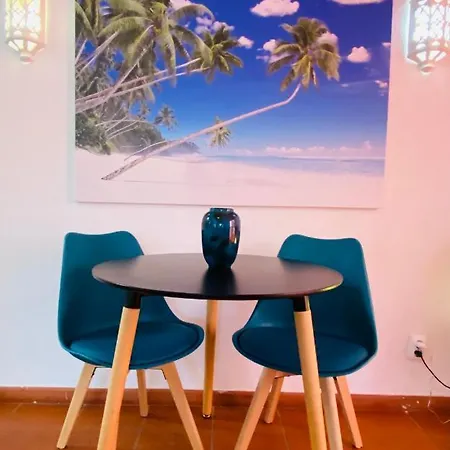 Summer House, Only 2 Minutes To The Beach In Vilamoura! Holiday home